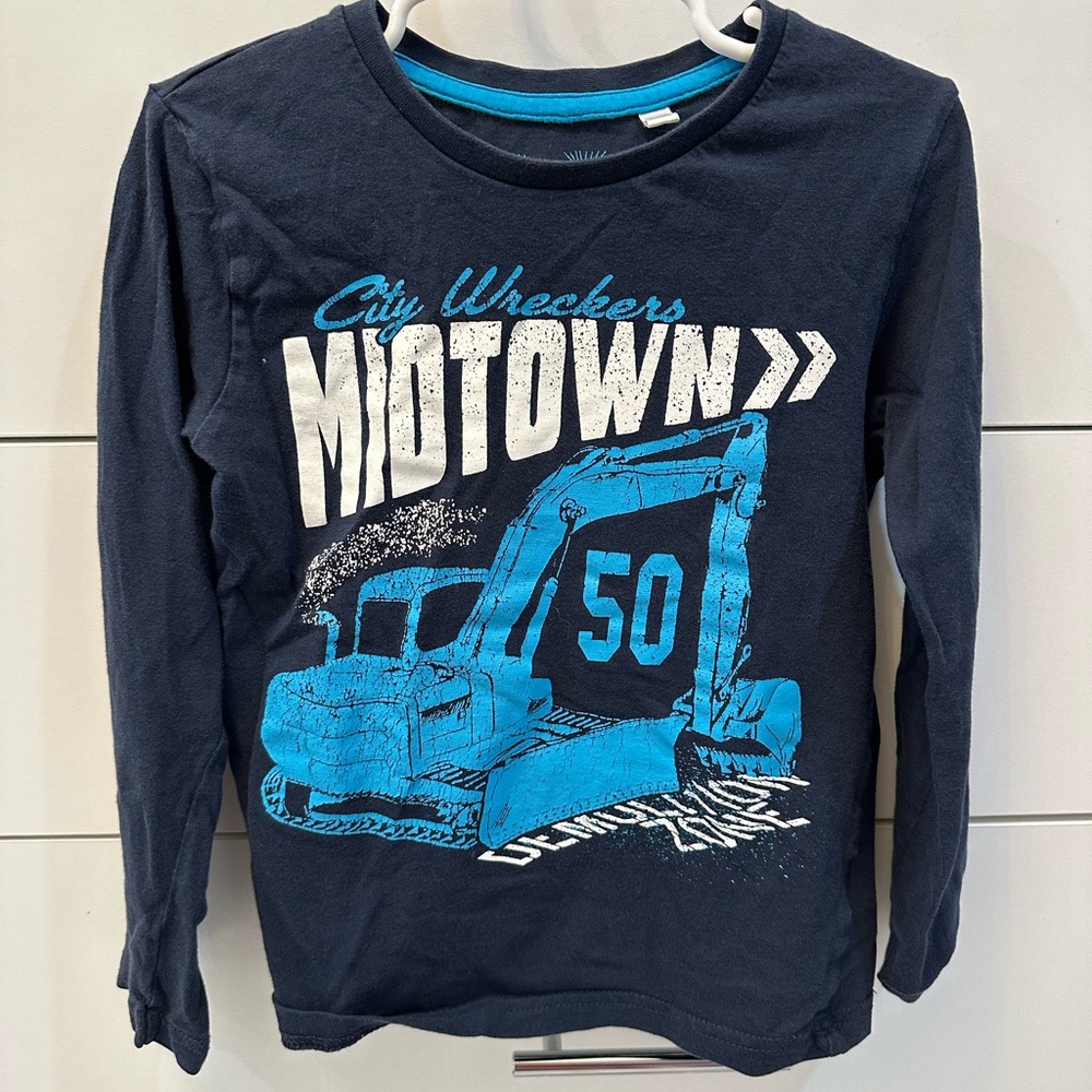 Boys Construction Truck Long Sleeve T-shirt size 116 (5-6 years)